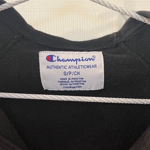 Athletic Wear Clean out! - Picture 16 of 16